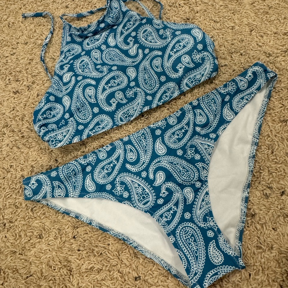 Cupshe Teal Paisley Bikini